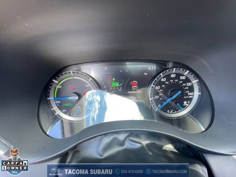 Used 2021 Toyota Highlander XLE AWD/4WD image 14