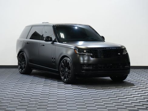 Used 2025 Land Rover Range Rover Long Wheelbase Autobiography AWD/4WD image 5