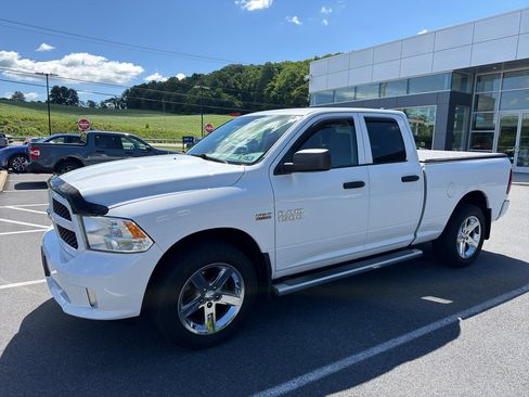 Used 2013 RAM 1500 Express AWD/4WD image 2