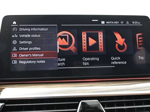 Used 2022 BMW 530i w/ M Sport Package RWD image 14