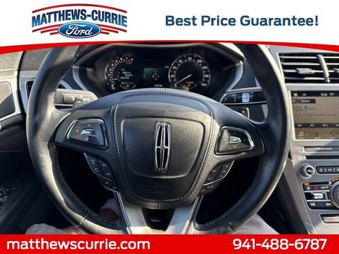 Used 2017 Lincoln MKZ Premiere FWD image 16
