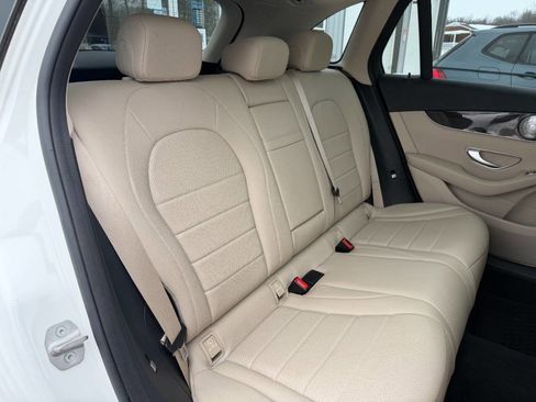 Used 2017 Mercedes-Benz GLC 300 4MATIC image 17