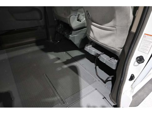 Used 2019 Toyota Sienna LE FWD image 19
