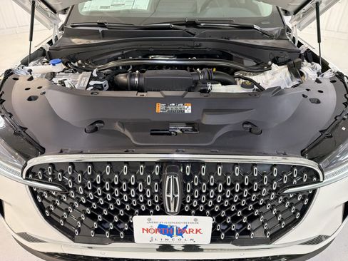 New 2026 Lincoln Aviator 2WD image 31