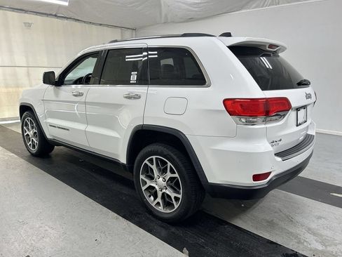 Used 2019 Jeep Grand Cherokee Limited AWD/4WD image 7