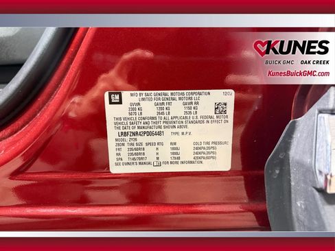 Used 2023 Buick Envision Essence FWD image 36