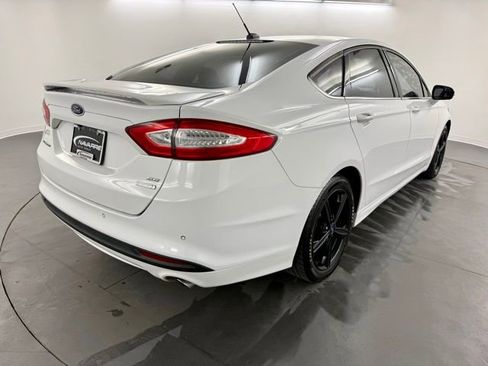 Used 2016 Ford Fusion SE image 8