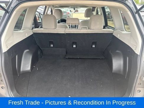 Used 2016 Subaru Forester 2.5i Premium w/ All-Weather Package AWD/4WD image 20