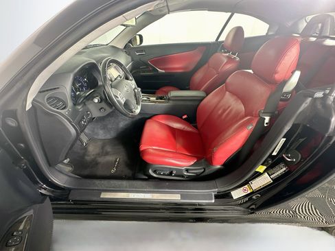 Used 2015 Lexus IS 250C w/ Luxury Package RWD image 13