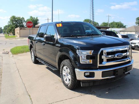 Used 2017 Ford F150 XLT w/ Equipment Group 301A Mid AWD/4WD image 2