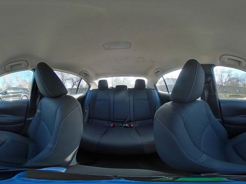 Used 2025 Toyota Corolla LE image 40