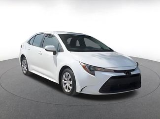 Used 2025 Toyota Corolla LE FWD video 2