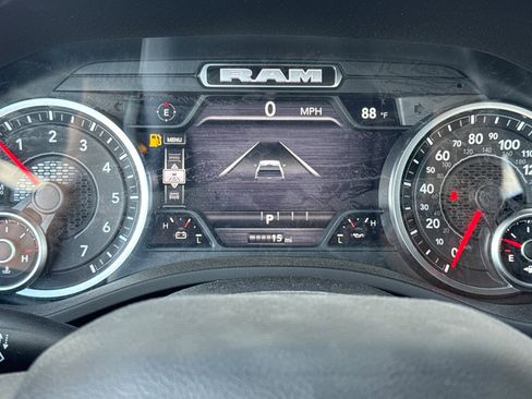 New 2026 RAM 1500 Express AWD/4WD image 22