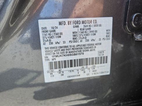 Used 2025 Ford Explorer ST-Line w/ Premium Package RWD image 7