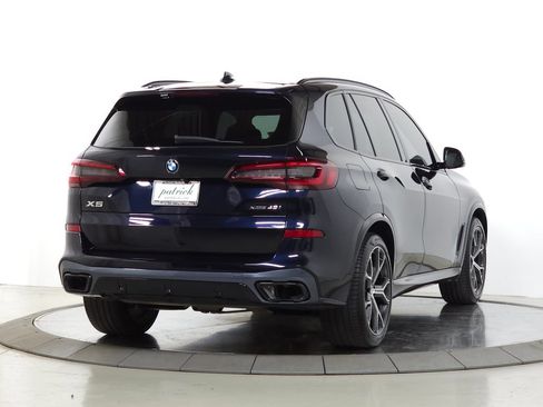 Used 2022 BMW X5 xDrive40i w/ M Sport Package AWD/4WD image 11