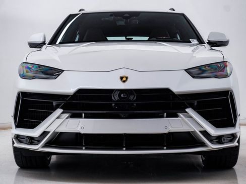 Used 2024 Lamborghini Urus S image 6
