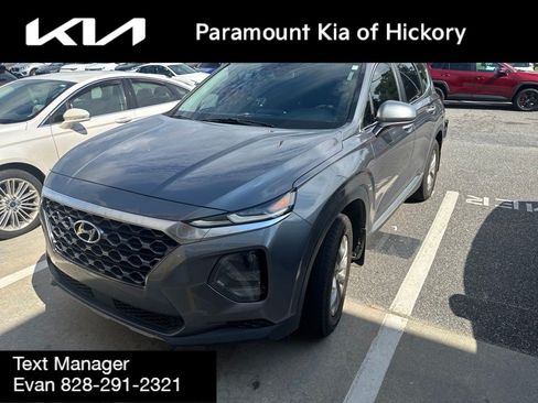 Used 2020 Hyundai Santa Fe SE AWD/4WD image 2