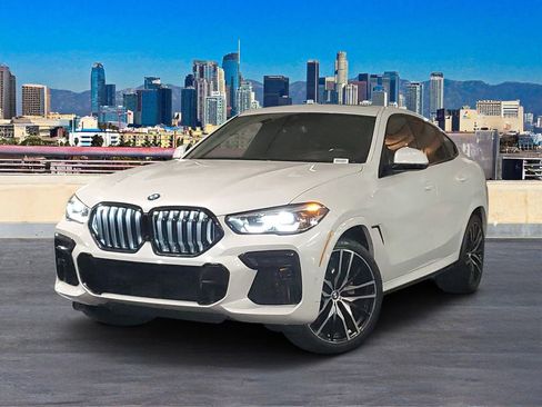 Used 2022 BMW X6 xDrive40i w/ M Sport Package image 2