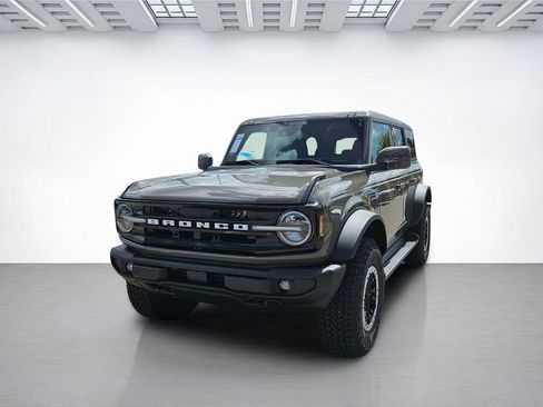 New 2025 Ford Bronco Outer Banks w/ Sasquatch Package image 9