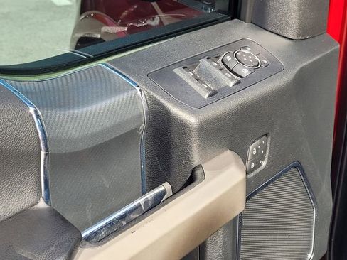 Used 2020 Ford F150 Lariat RWD image 26