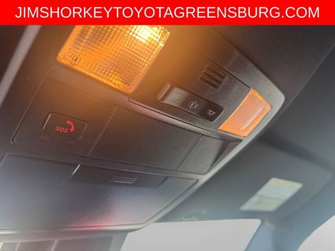 Used 2022 Toyota Tacoma TRD Sport image 23