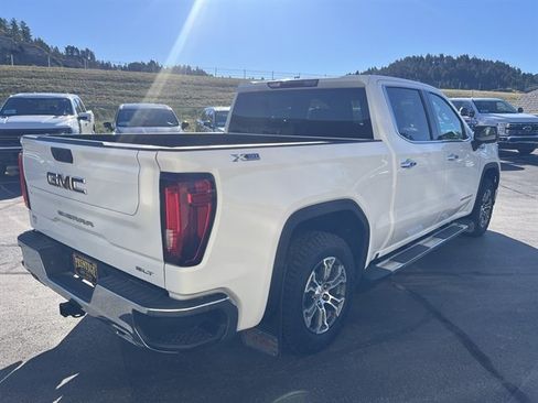 Used 2023 GMC Sierra 1500 SLT w/ SLT Convenience Package AWD/4WD image 5