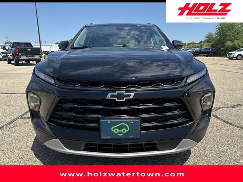 Certified 2024 Chevrolet Blazer LT w/ Convenience Package AWD/4WD image 2