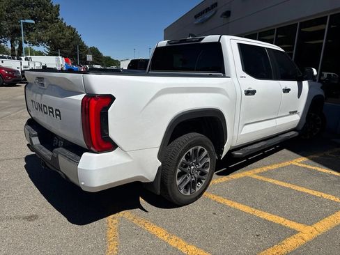 Used 2024 Toyota Tundra Limited w/ Power Package AWD/4WD image 4