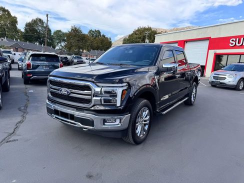 Used 2024 Ford F150 Lariat w/ FX4 Off-Road Package image 8
