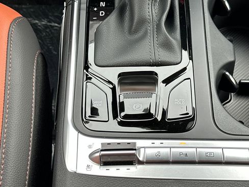 New 2026 Kia Carnival SX Prestige FWD image 32