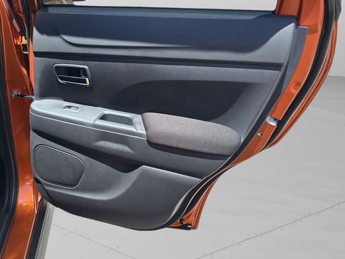 New 2026 Mitsubishi Outlander Sport LE AWD/4WD image 30
