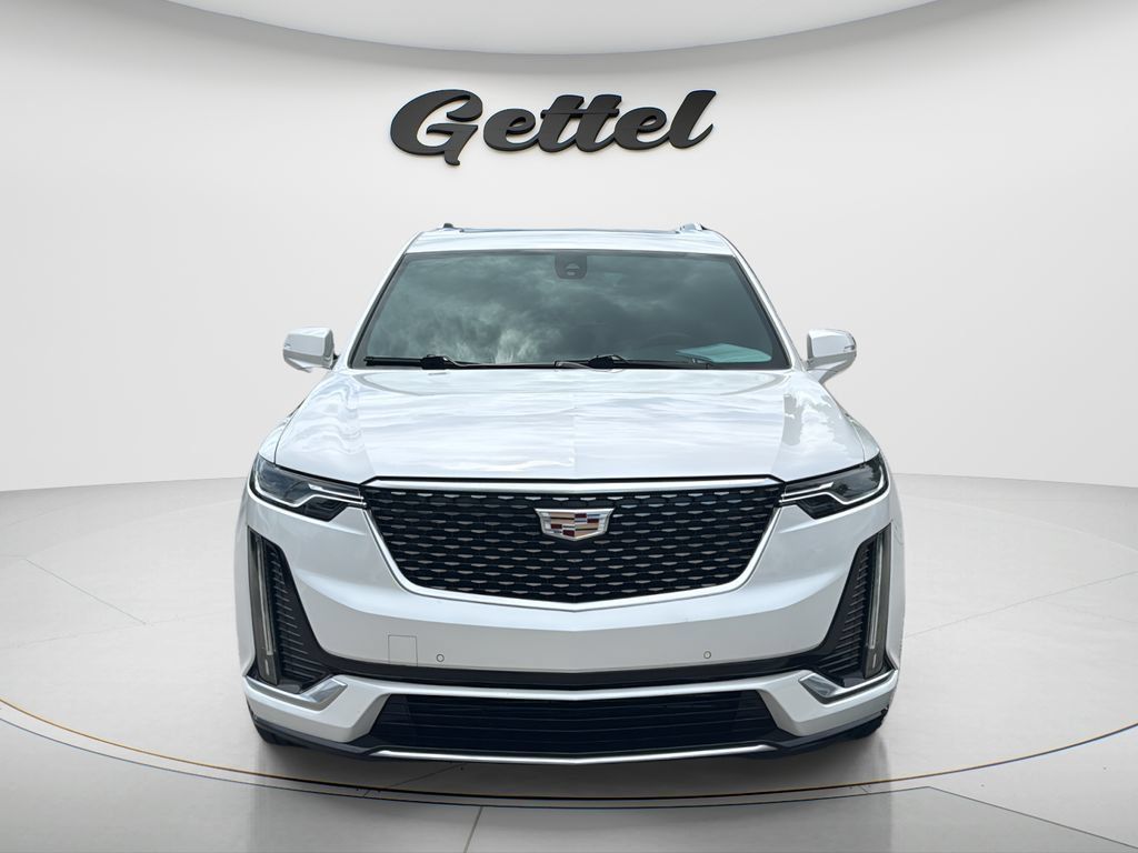 Used 2021 Cadillac XT6 Luxury FWD image 3