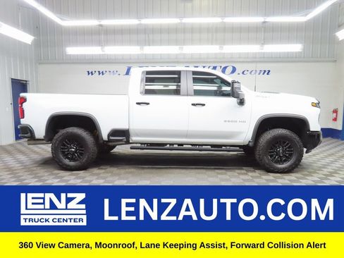 Used 2025 Chevrolet Silverado 2500 ZR2 w/ Technology Package AWD/4WD image 1