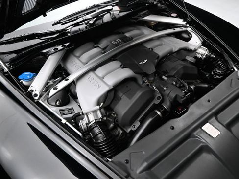 Used 2009 Aston Martin DB9 Coupe RWD image 36
