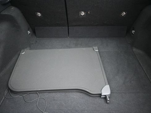 Used 2024 Toyota Prius LE FWD image 19