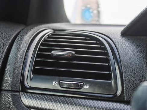 Used 2014 Chrysler 300 S image 44