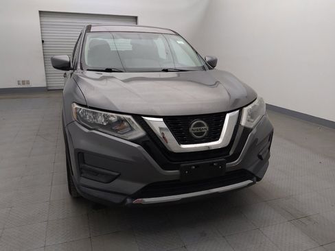 Used 2018 Nissan Rogue S image 14
