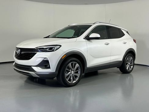 Used 2023 Buick Encore GX Essence w/ Experience Buick Package AWD/4WD image 3