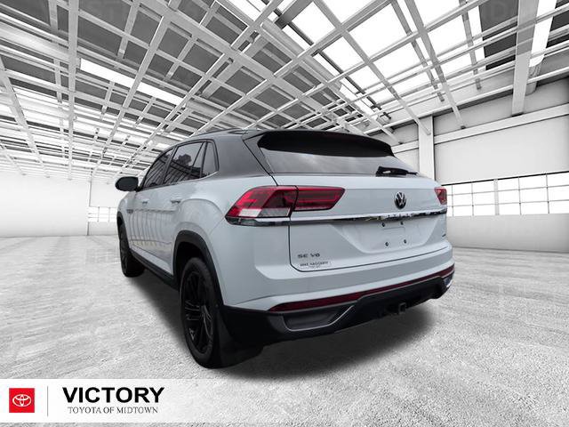 Used 2023 Volkswagen Atlas Cross Sport SE w/ Black Wheel Package AWD/4WD image 4