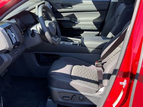 New 2026 Nissan Pathfinder SV image 20