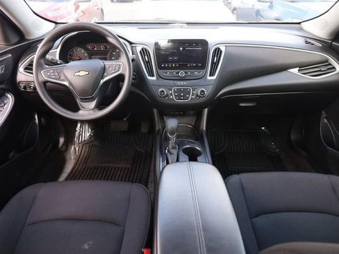 Used 2024 Chevrolet Malibu LT FWD image 20