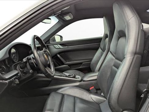 Used 2020 Porsche 911 Carrera RWD image 14