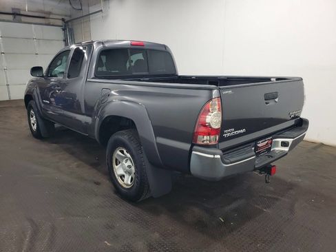 Used 2011 Toyota Tacoma PreRunner w/ SR5 Pkg #2 image 5