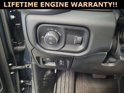 New 2025 RAM 1500 Big Horn image 18