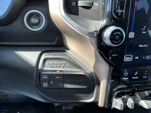 Certified 2024 RAM 2500 Laramie AWD/4WD image 29