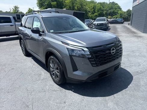 New 2026 Nissan Pathfinder SV FWD image 7