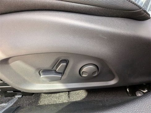 New 2026 Jeep Compass Limited image 8