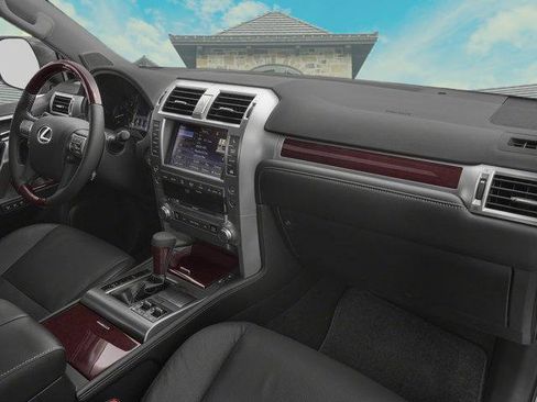 Used 2017 Lexus GX 460 Premium image 19