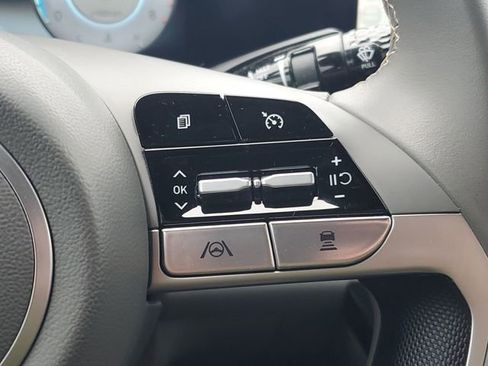 Used 2023 Hyundai Elantra SEL w/ Convenience Package image 35