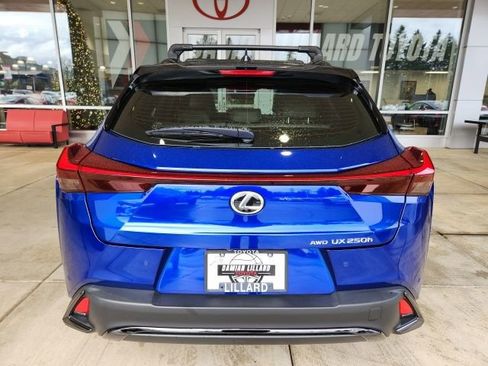 Used 2024 Lexus UX 250h F Sport image 9